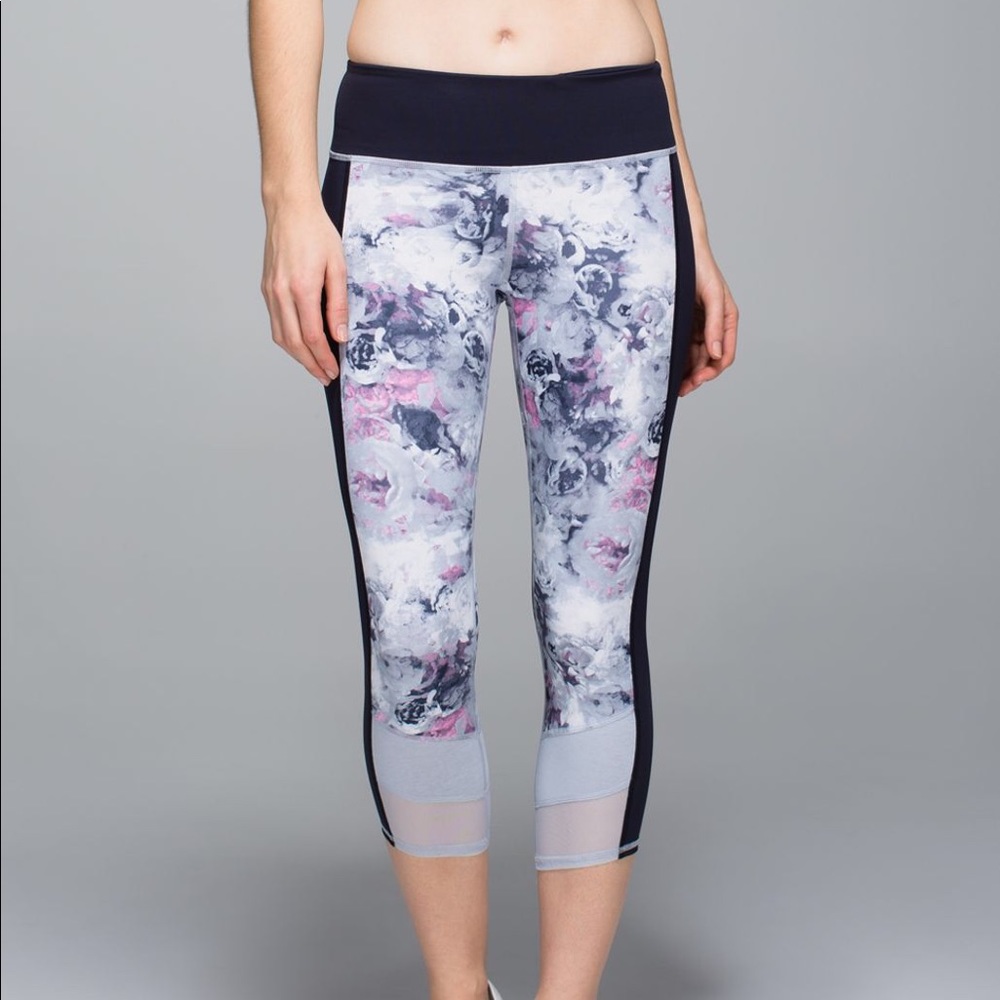 LuLu Lemon 3/4 Yoga Pants